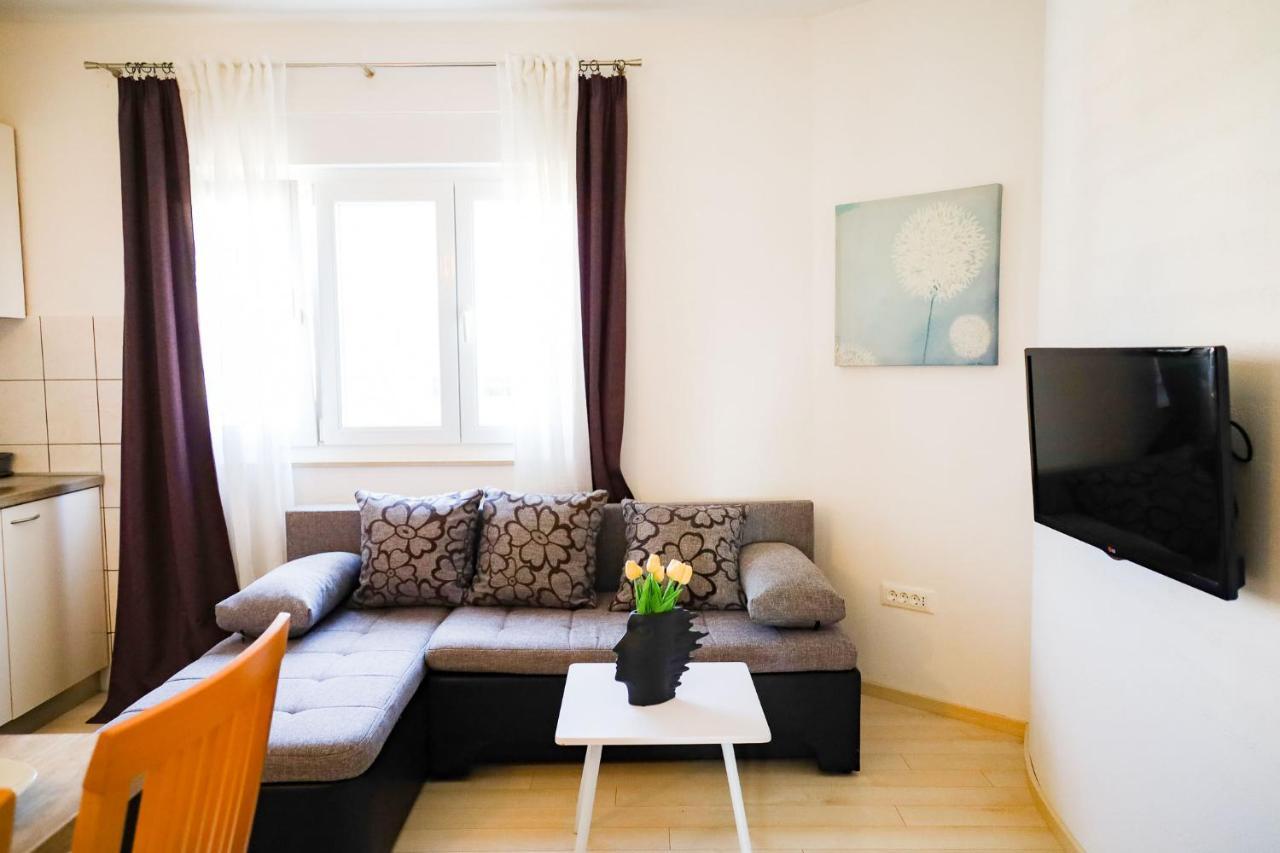 Zadar, The Florens - Near The With The New Pool & Garden, Bbq And Kids Playground * Zadar