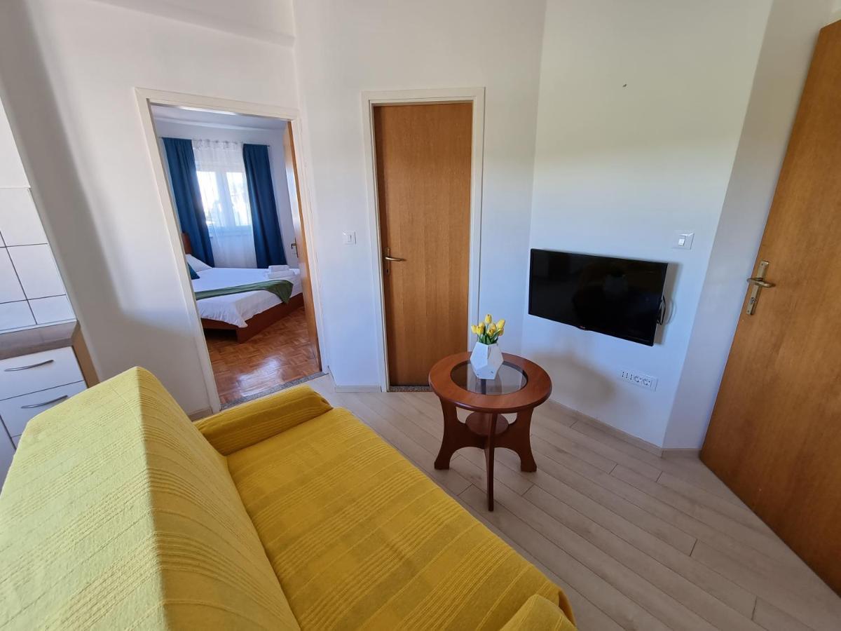 Zadar, The Florens - Near The With The New Pool & Garden, Bbq And Kids Playground *