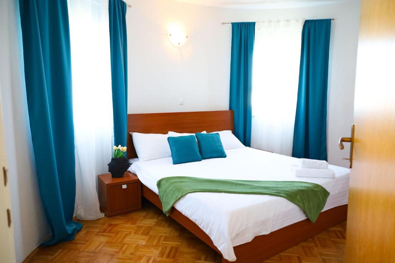 Zadar, The Florens - Near The With The New Pool & Garden, Bbq And Kids Playground Zadar