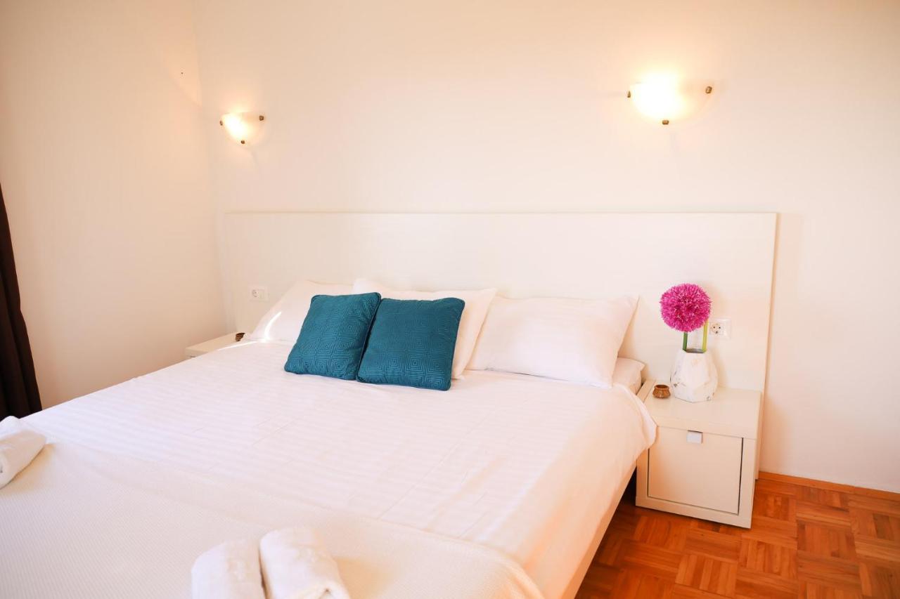 Zadar, The Florens - Near The With The New Pool & Garden, Bbq And Kids Playground