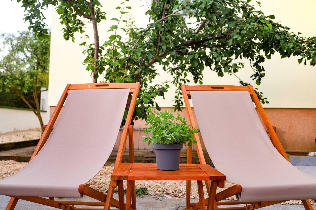 Zadar, The Florens - Near The With The New Pool & Garden, Bbq And Kids Playground Zadar