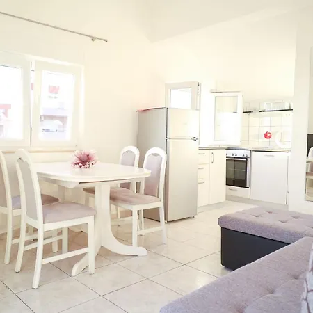The Florens Residence Near The Beach With The Pool, Bbq And Kids Playground, Zadar Diklo Room photo