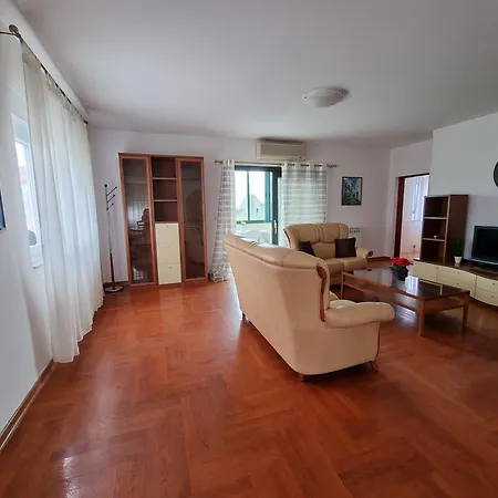 The Florens Residence Near The Beach With The Pool, Bbq And Kids Playground, Zadar Diklo Room photo