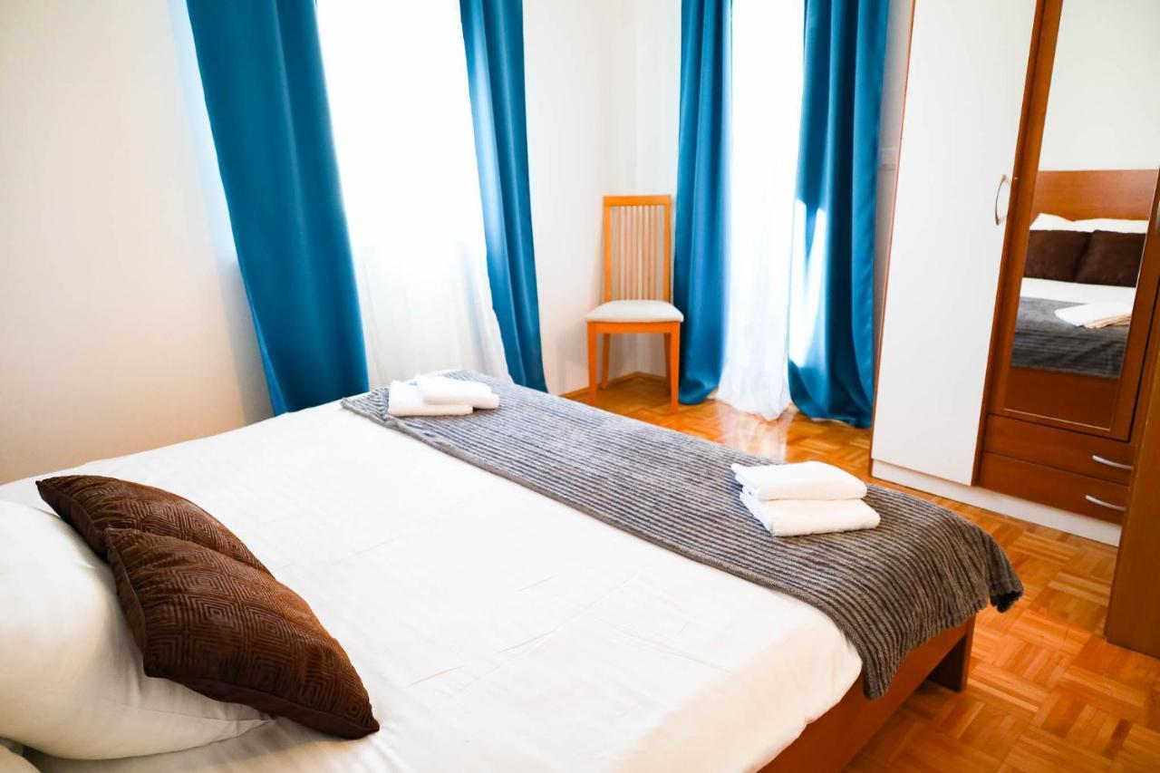 Apartmán The Florens Near The With The Pool, Bbq And Kids Playground, Diklo *