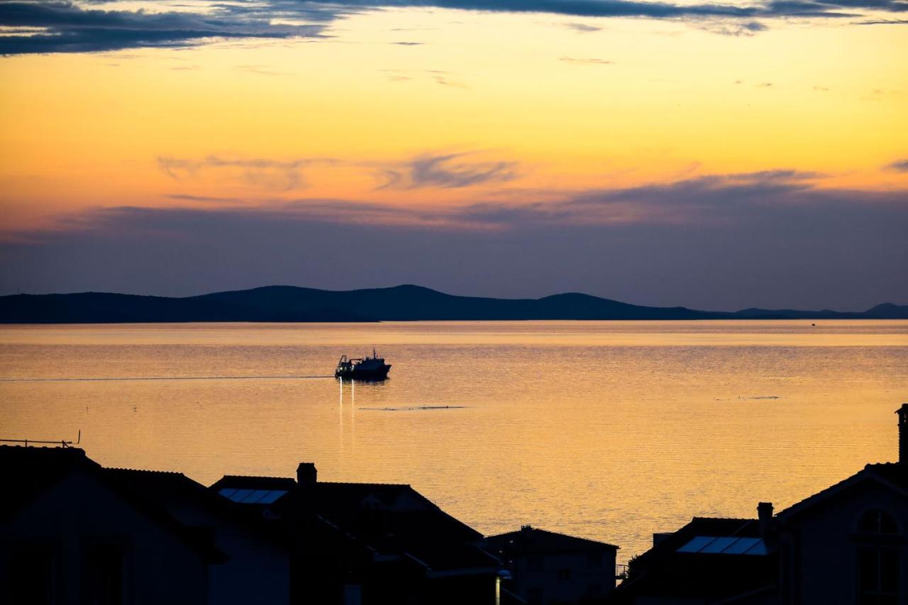 Apartmán The Florens Near The With The Pool, Bbq And Kids Playground, Diklo Zadar