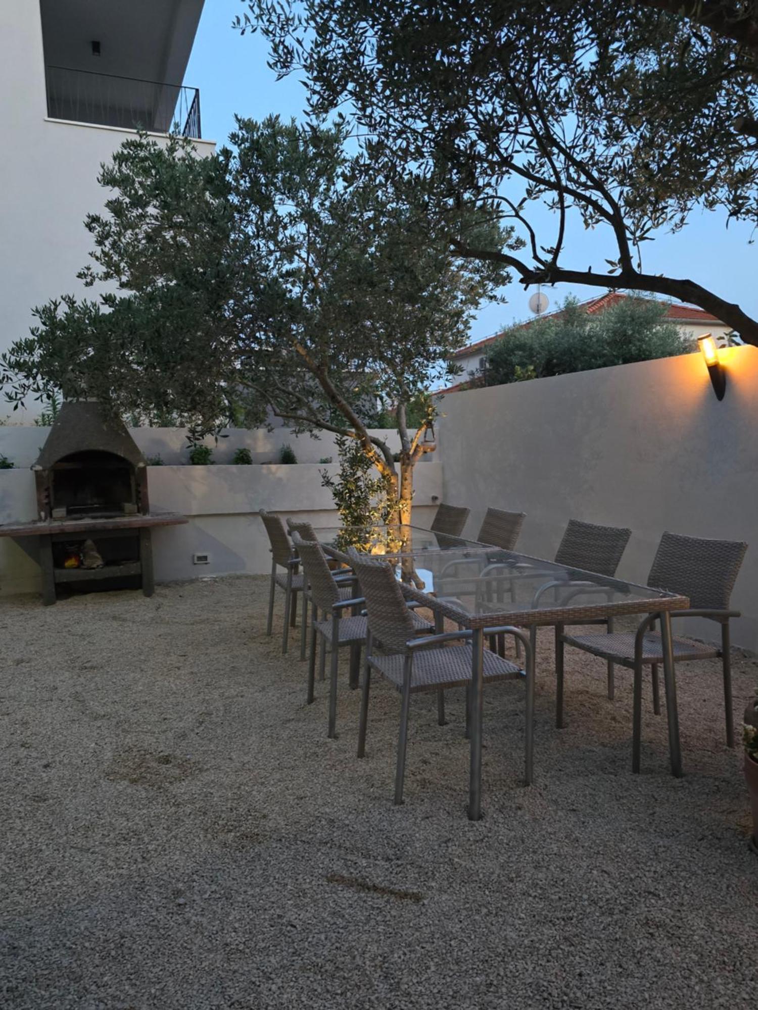 Apartmán Zadar, The Florens - Near The With The New Pool & Garden, Bbq And Kids Playground *